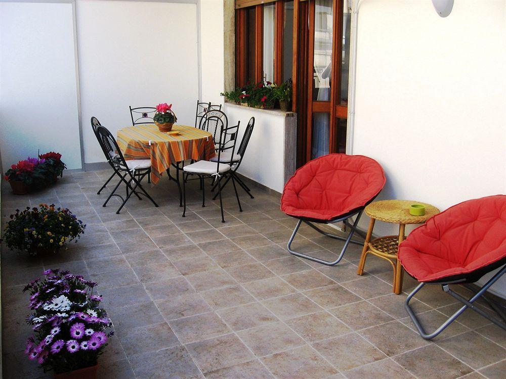 Piazza 300mila Bed & Breakfast