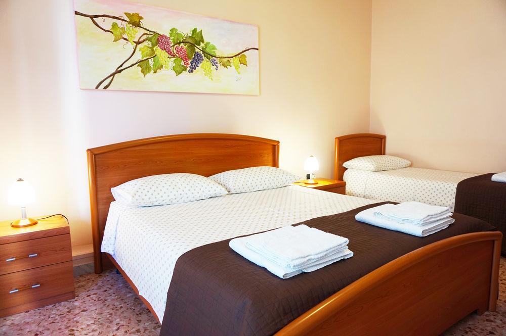 Piazza 300mila Bed & Breakfast Lecce