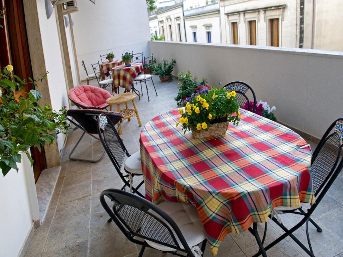 Piazza 300mila Bed & Breakfast
